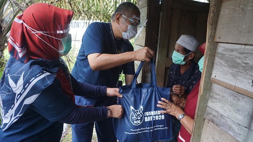 Rayakan Founders Day 2020, RAPP Bagikan Ribuan Sembako Untuk Warga di 3 Kabupaten